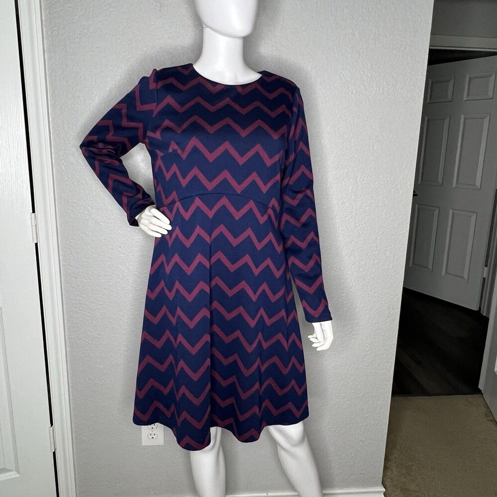 BODEN Annie Jacquard Dress Sz 10 Crew Neck Zipper Navy Ruby Ring Chevron NEW - Picture 2 of 9